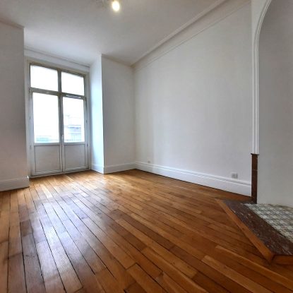 Salon (2)